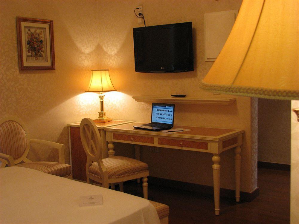 Hotel Santa Isabel Albacete Exterior photo