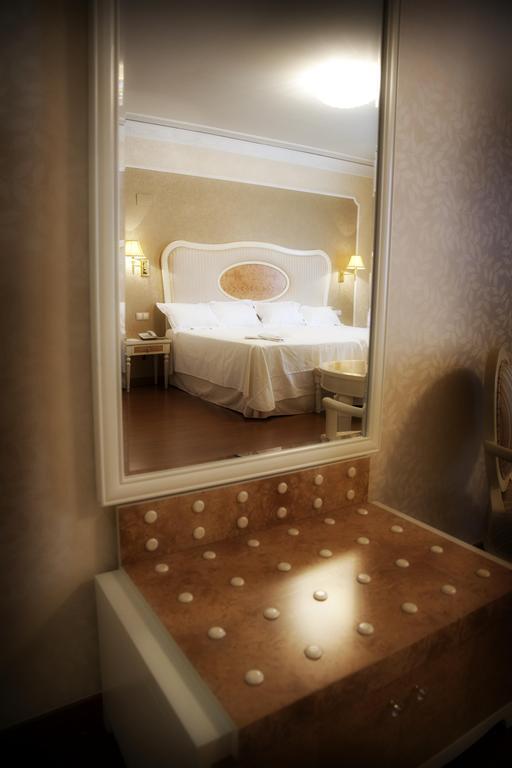 Hotel Santa Isabel Albacete Exterior photo